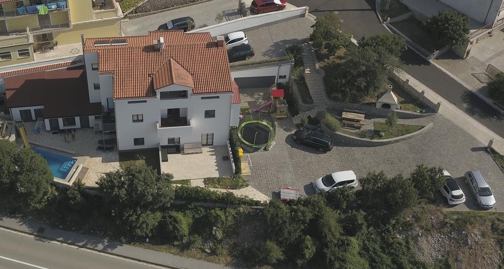 Bc Apartments - Mit Zentralheizung Senj  Exterior foto